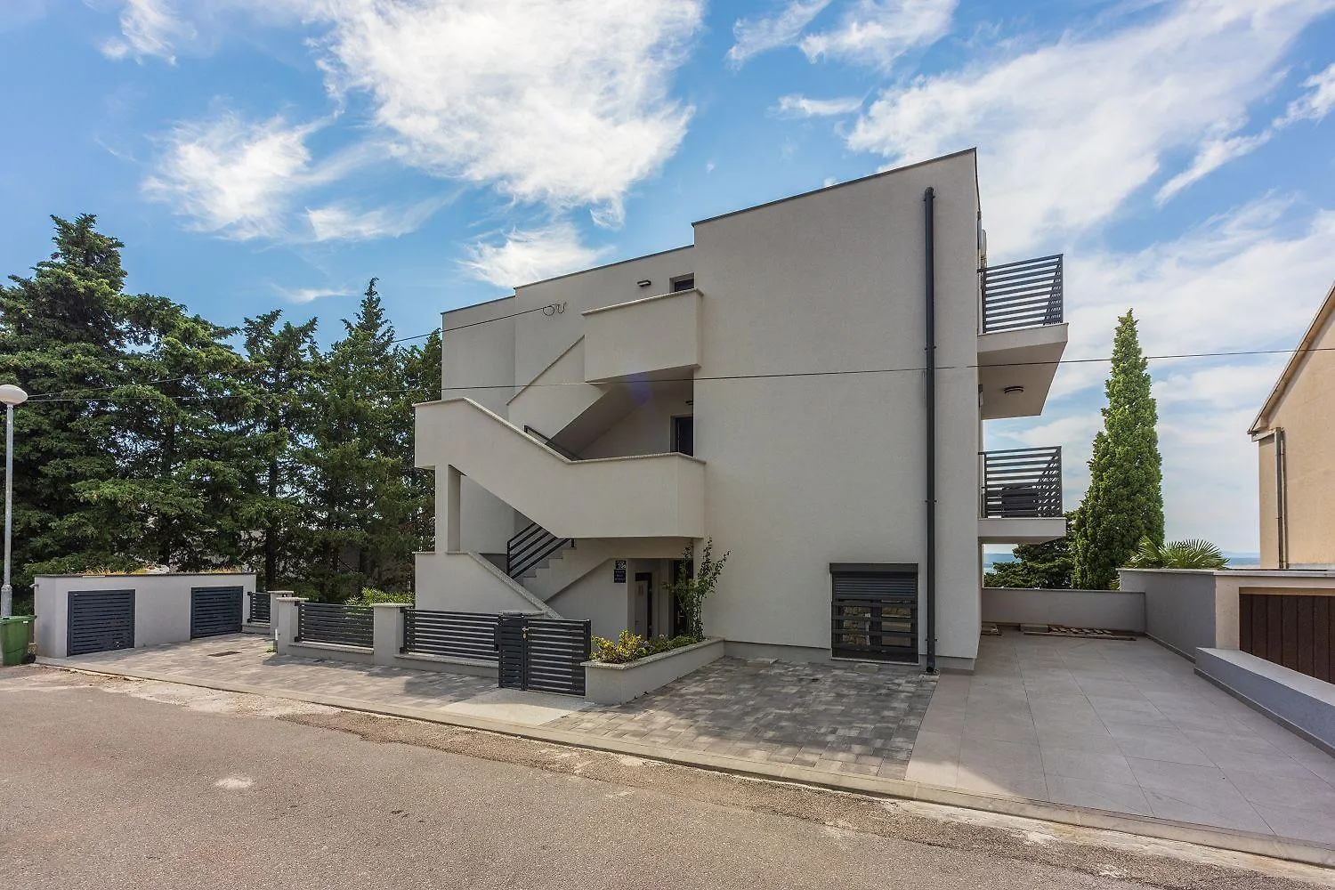 Apartment 500 Meter Zum Sandstrand Mit Pool Crikvenica